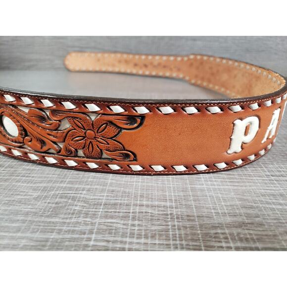 Vintage TONY LAMA Hand Tooled "PAT" LEATHER BELT - SIZE 28 - Made in USA - Picture 8 of 14